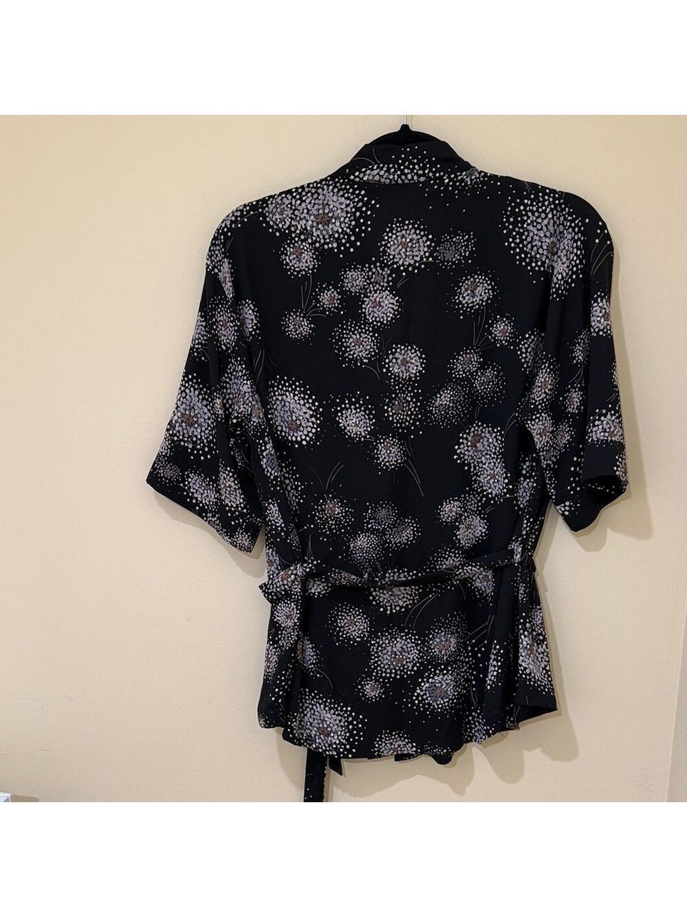 Veronica M Vintage Lightweight Floral Blouse Women’s Top Size L — image 6 of 8